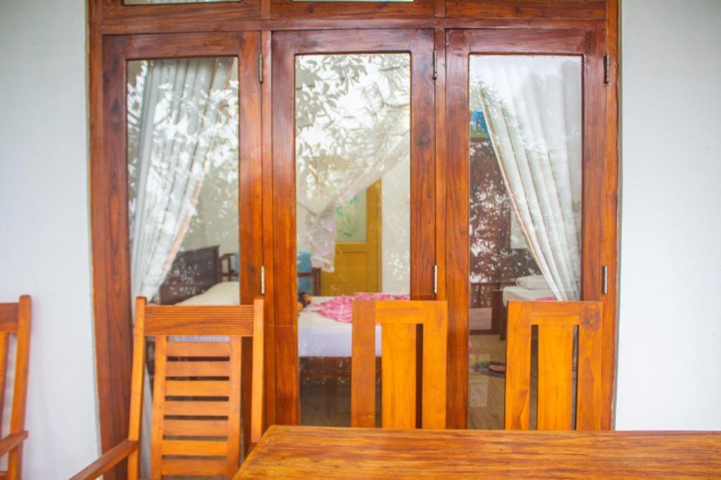 Amado Homestay Ела Екстериор снимка