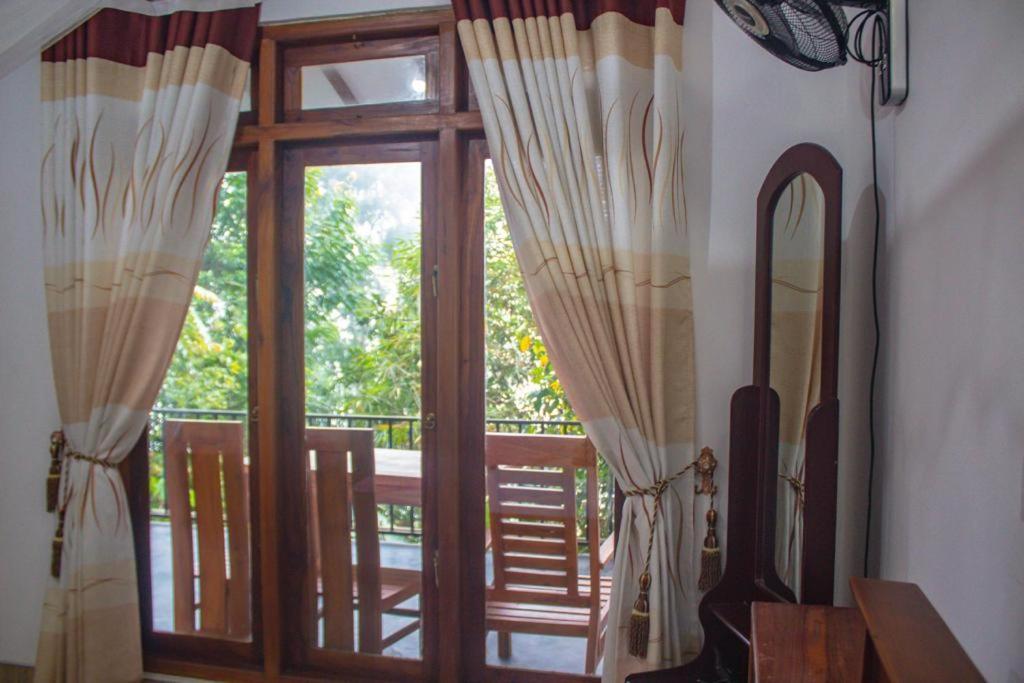 Amado Homestay Ела Екстериор снимка