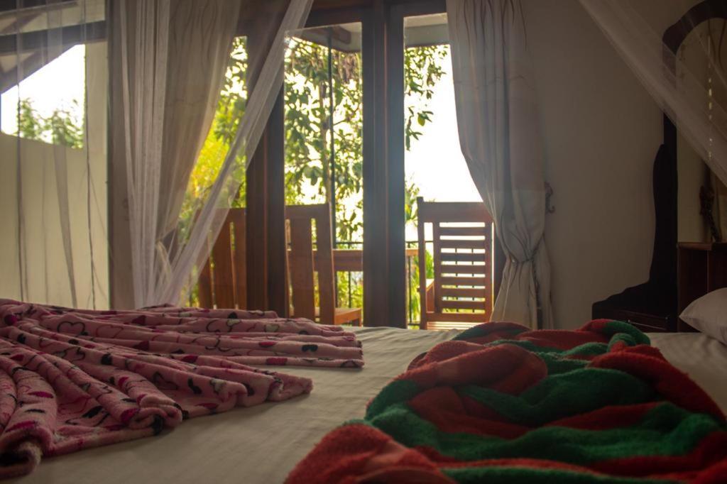 Amado Homestay Ела Екстериор снимка