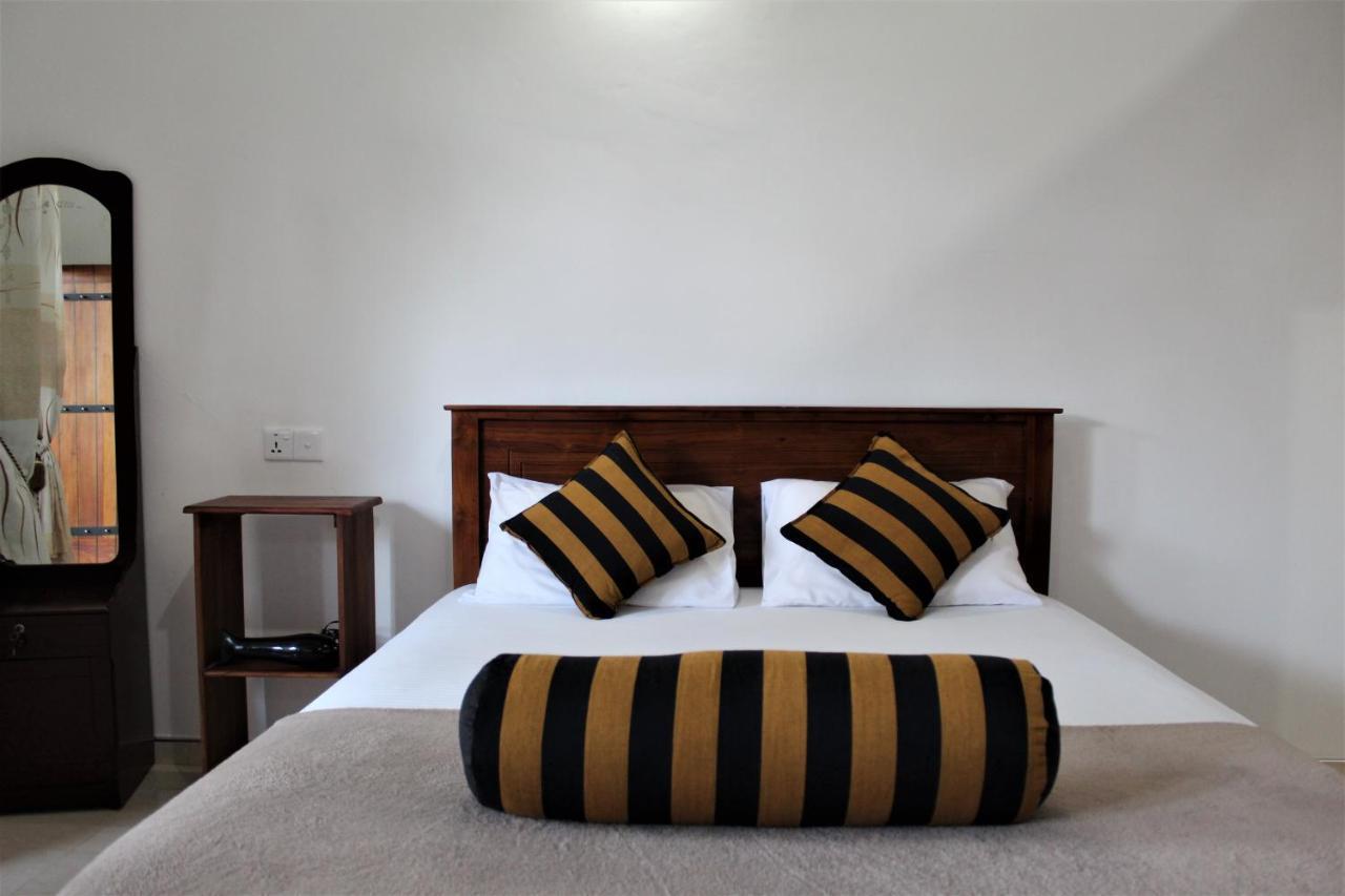 Amado Homestay Ела Екстериор снимка