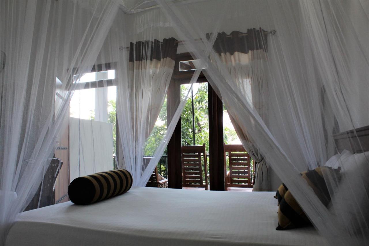Amado Homestay Ела Екстериор снимка